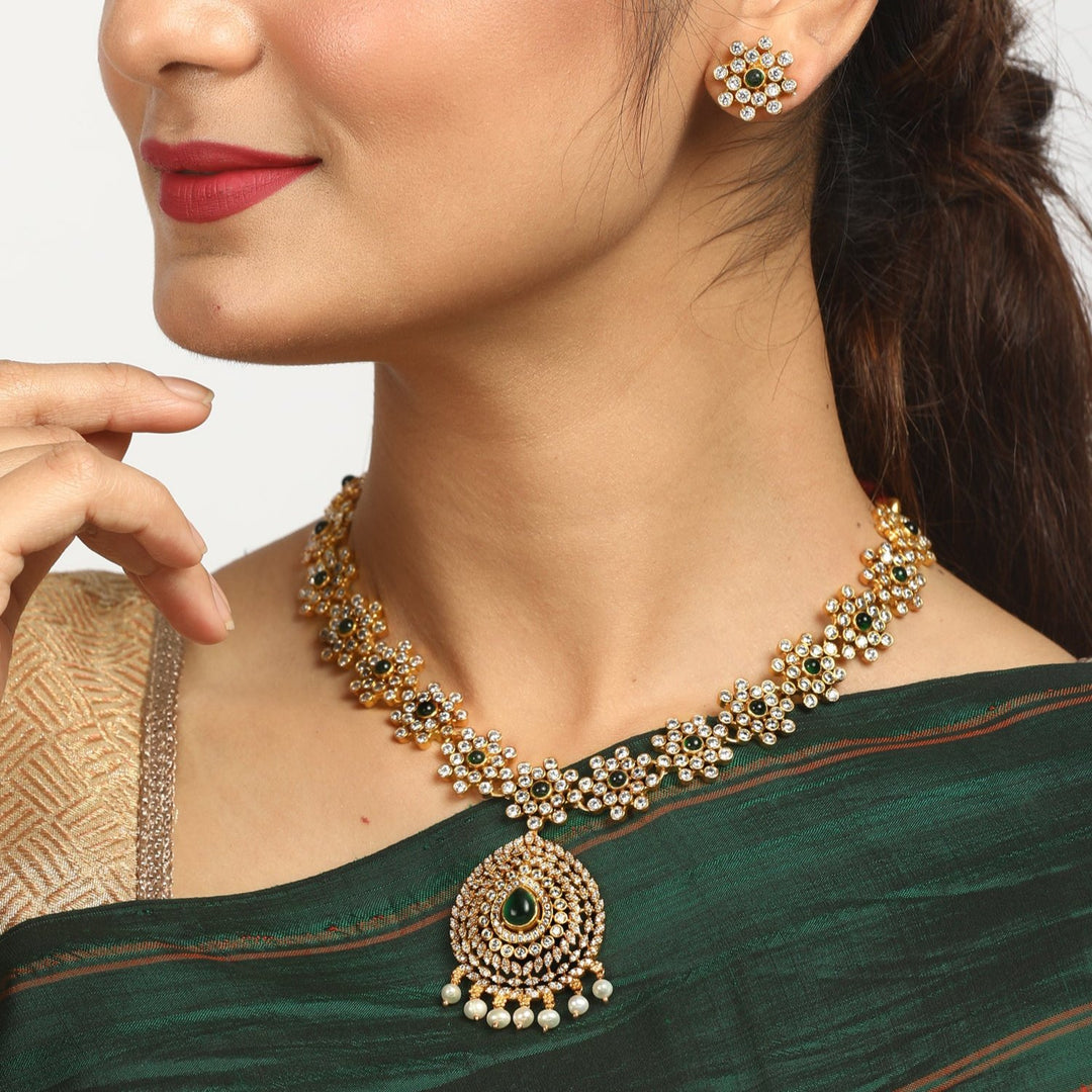 Savarna Necklace