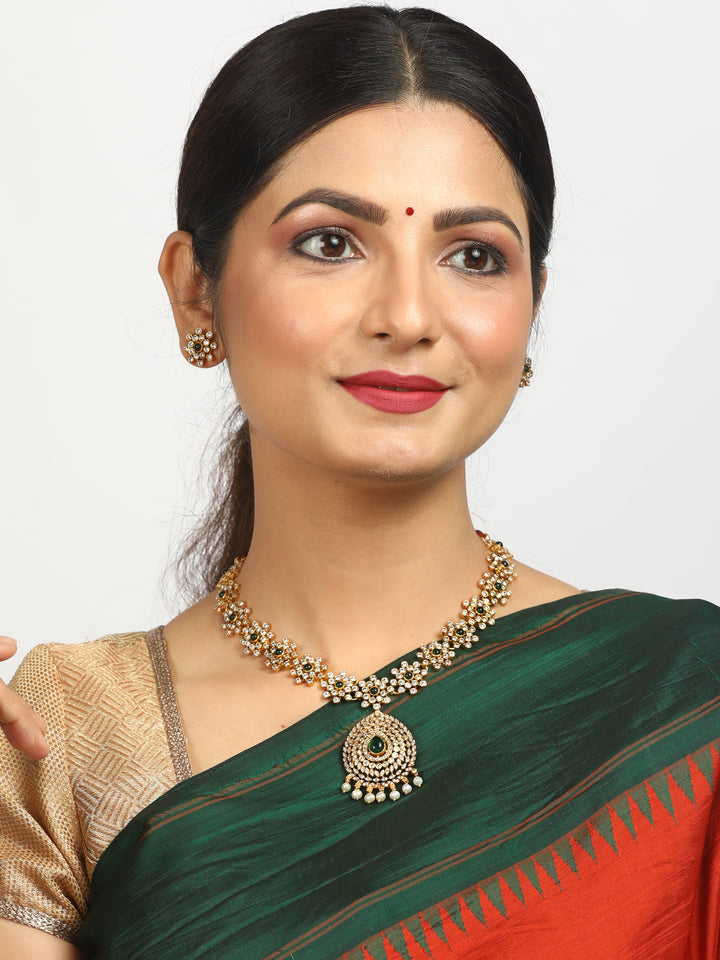 Savarna Necklace