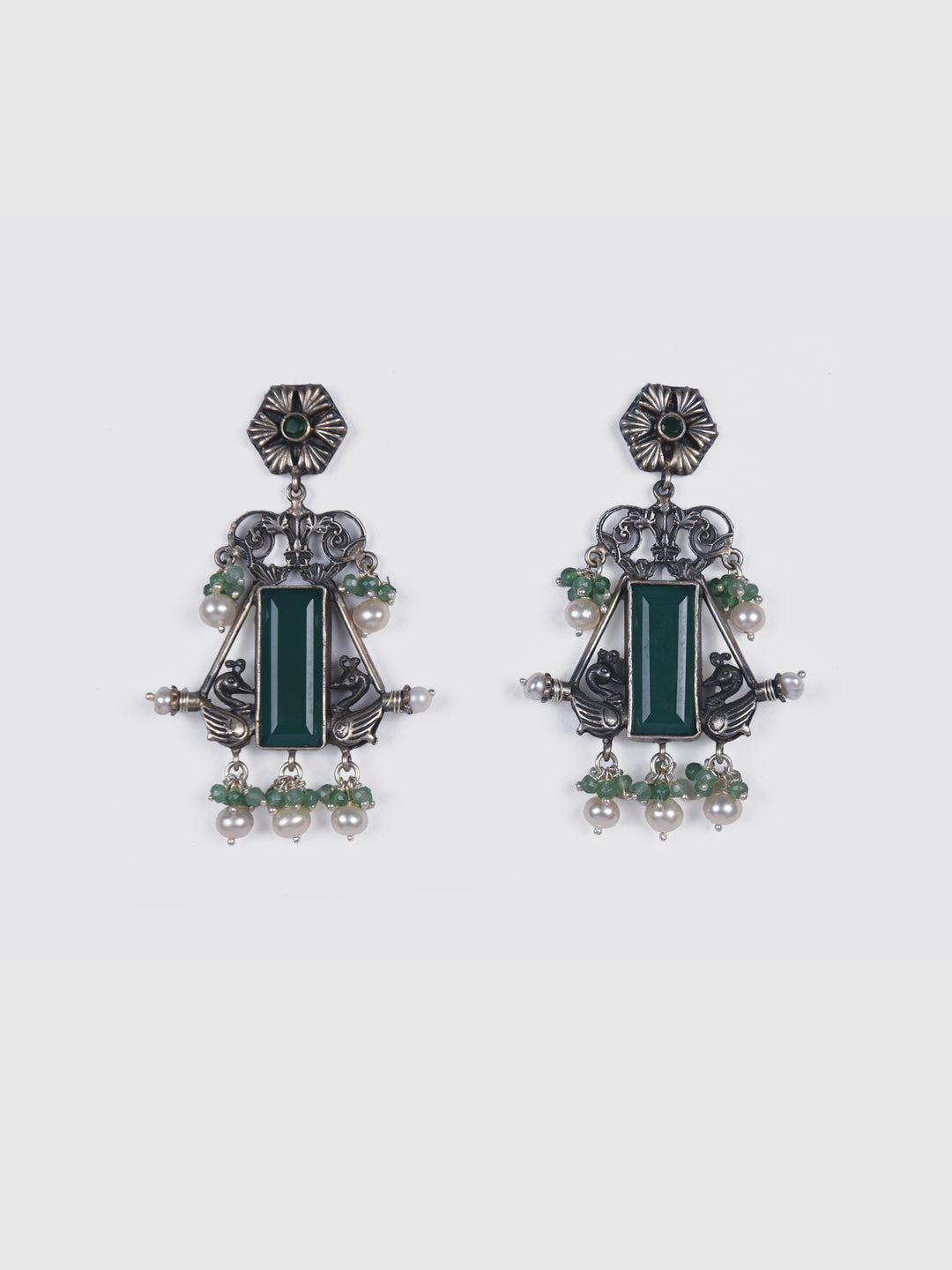 Ridhima 925 silver oxidized earring