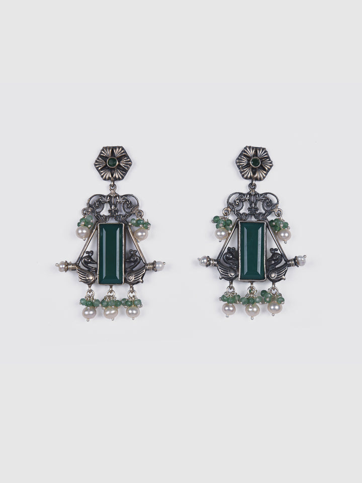 Ridhima 925 silver oxidized earring