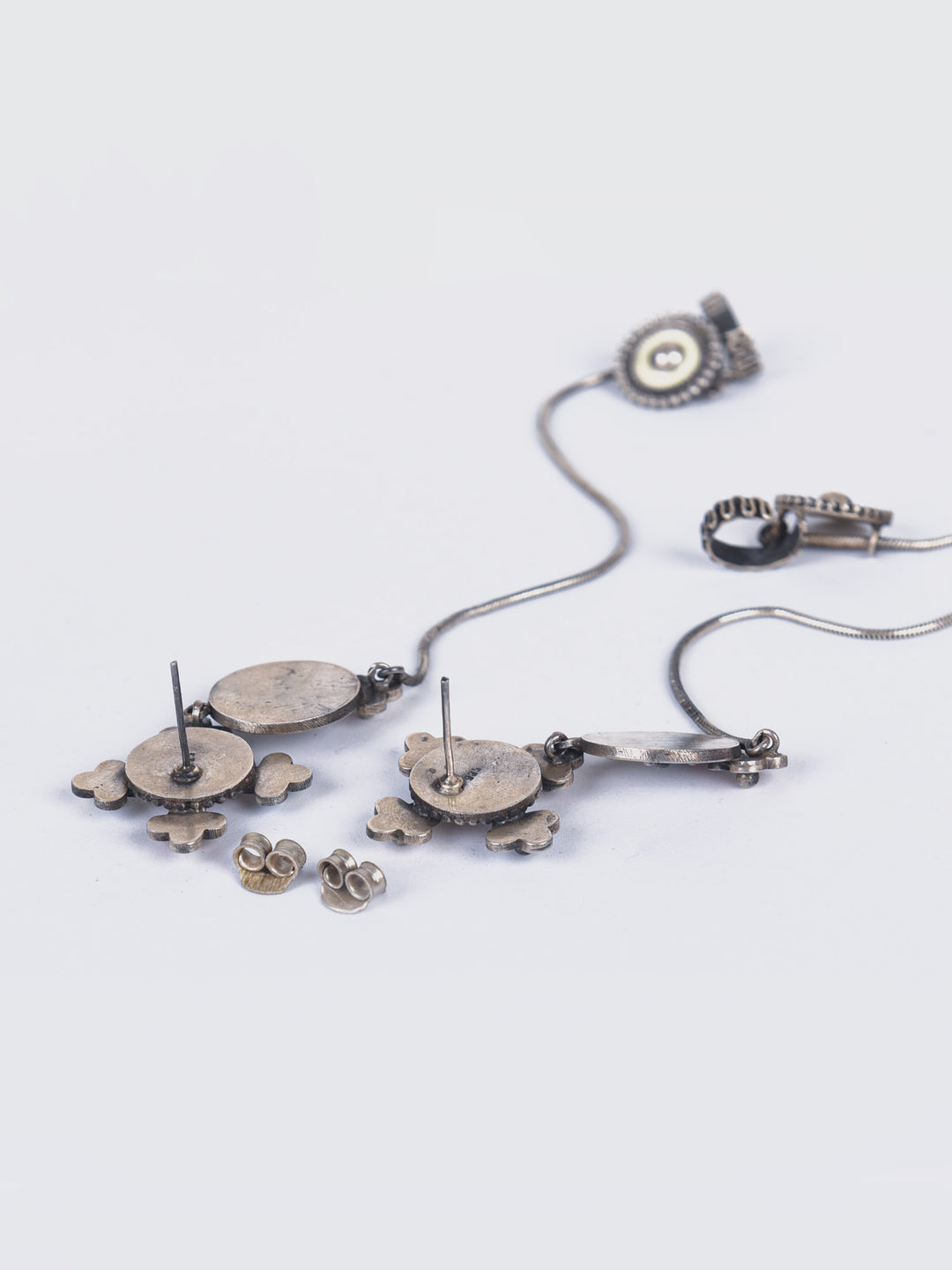 Mantra 925 silver oxidized earring