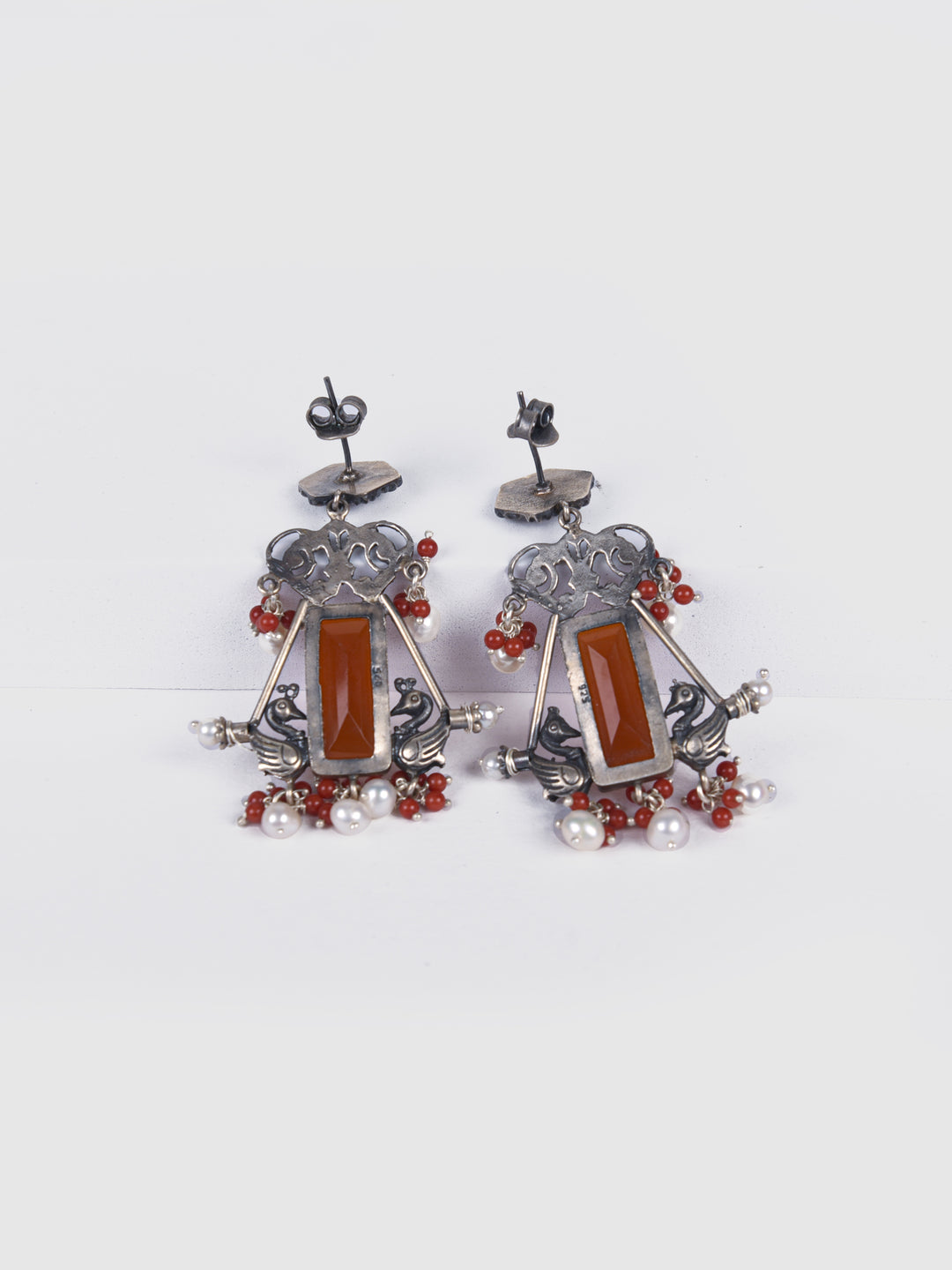 Ekta 925 silver oxidized earring