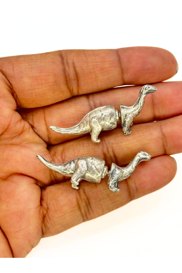 Dinosaur earring - 925 silver oxidized