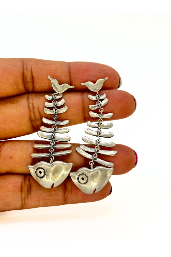 Fish bone earring - 925 silver oxidized