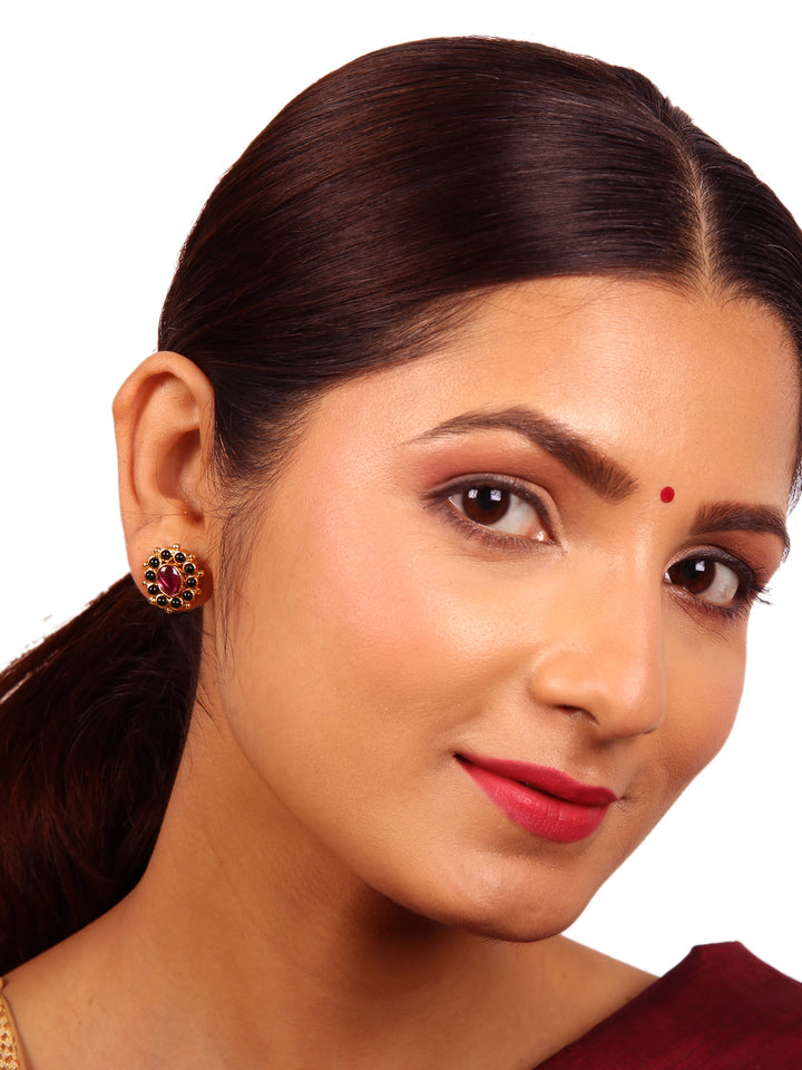 Isha Stud