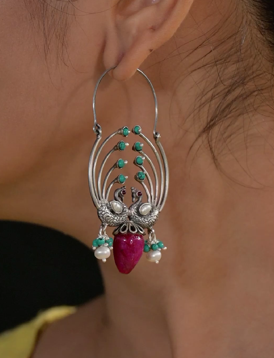 Sanika 925 silver oxidized earring