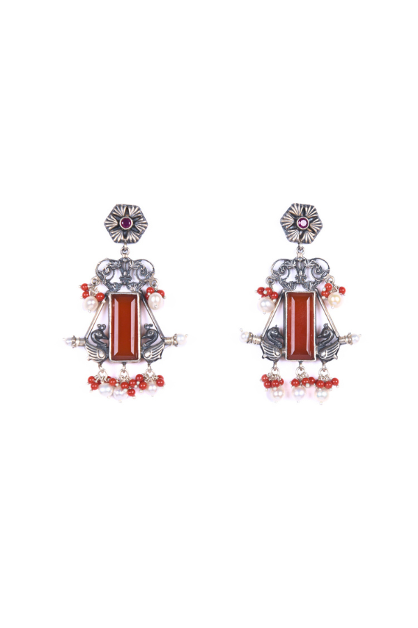 Ekta 925 silver oxidized earring