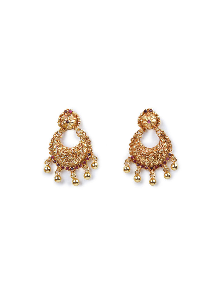 Mila Chaandbali Earring