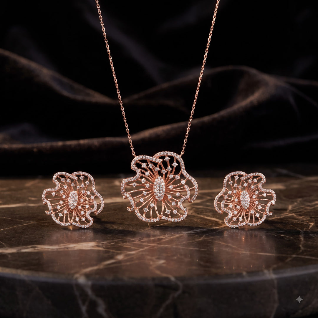Bloom Dew Silver Necklace