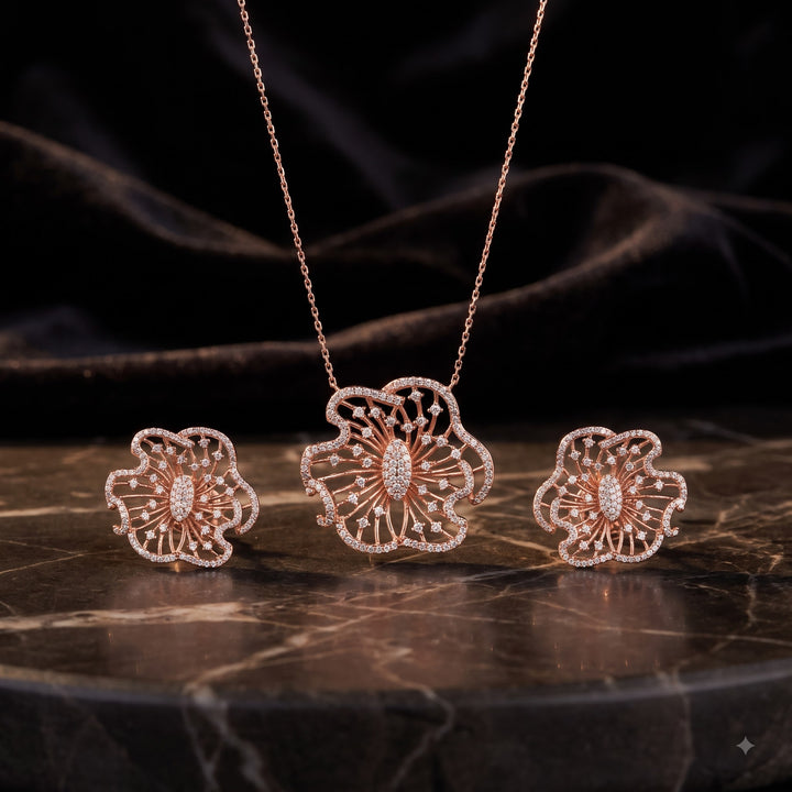 Bloom Dew Silver Necklace