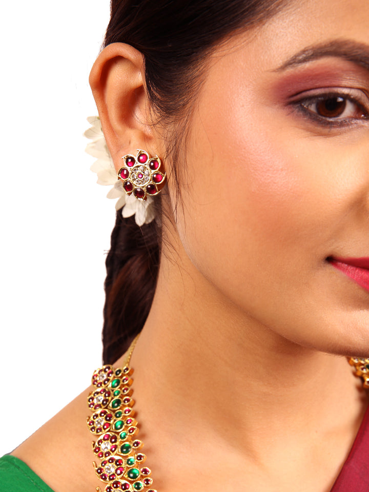 Silver Araku classic round stud