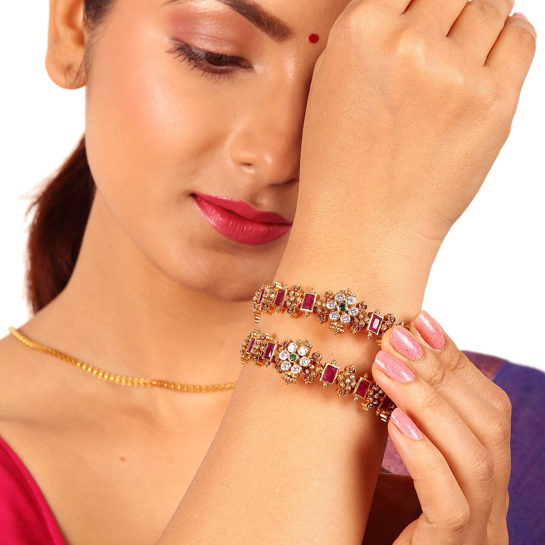 925 Silver Flower Bangle with Screw - 2.6 Size