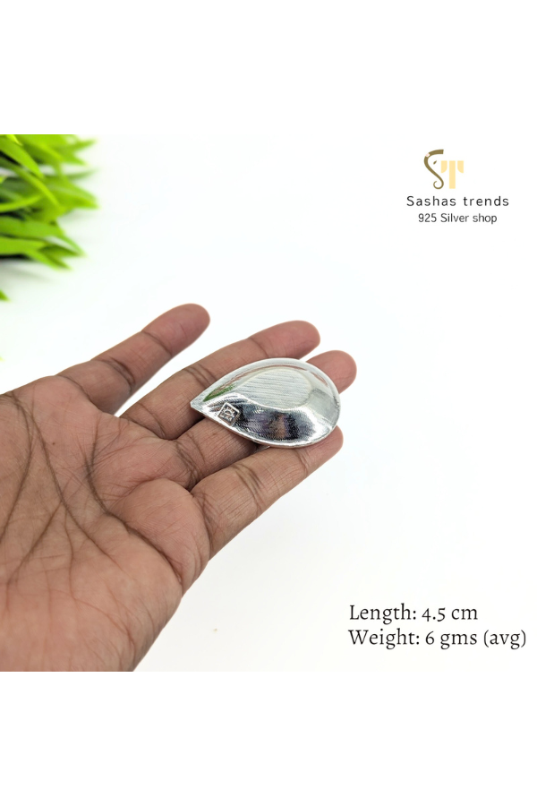 925 Silver mini lamp / Silver mini diya / Silver vilakku / Deepam