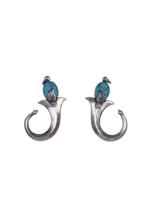 Pair of silver earrings with turquoise stones 
