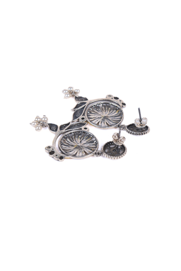 Candrika 925 silver contemporary dual-tone Earring