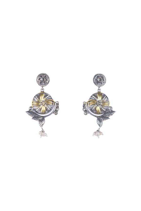 Candrika 925 silver contemporary dual-tone Earring