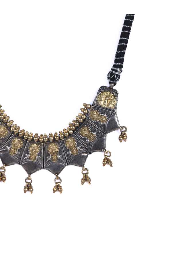 Neysa contemporary dual-tone 925 Silver necklace