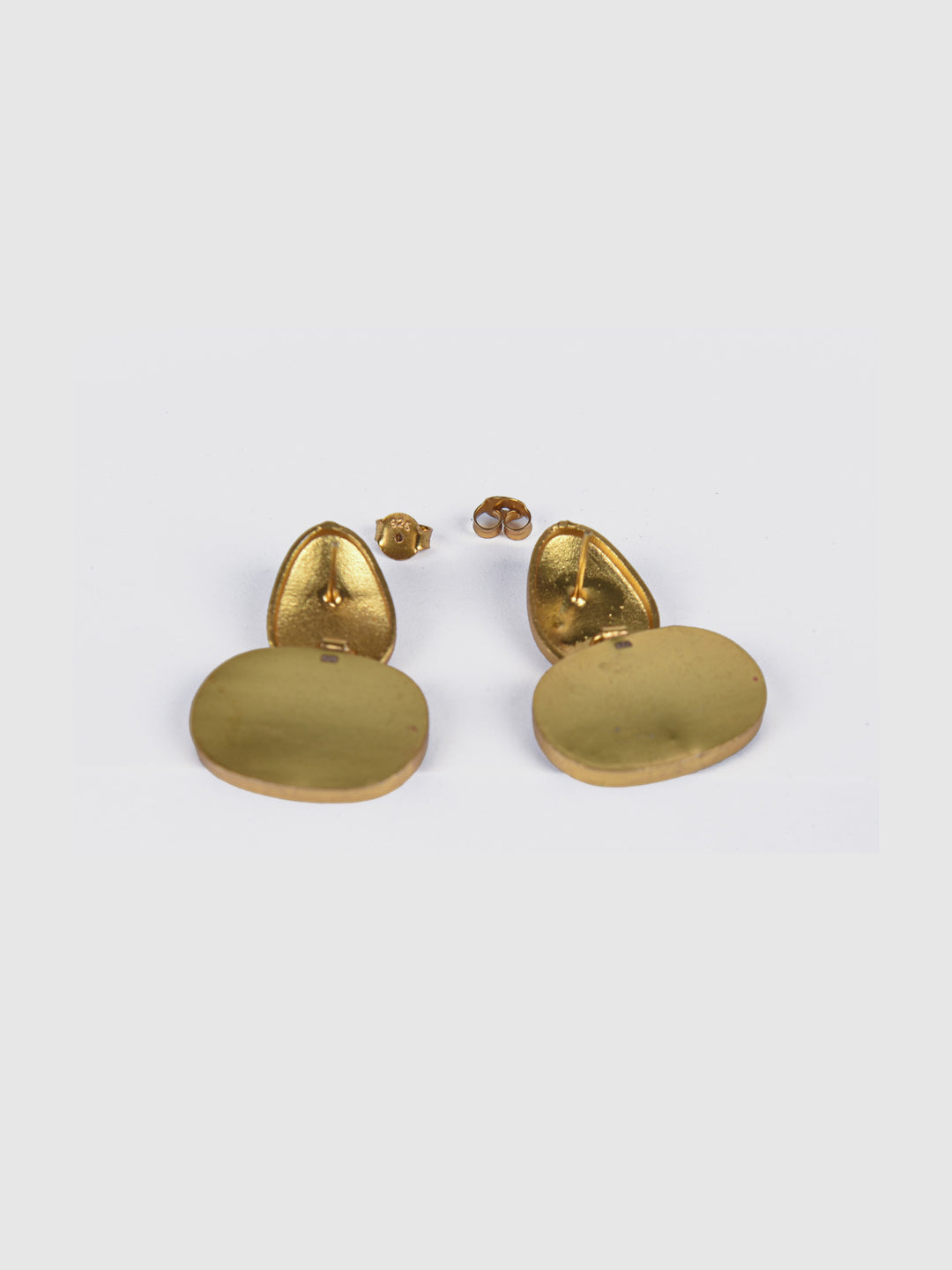 Ameya 925 silver gold plated earring