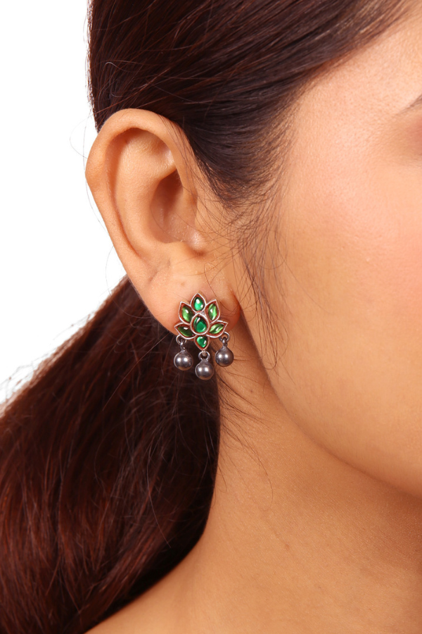 Ankitha Stud - 925 silver oxidized
