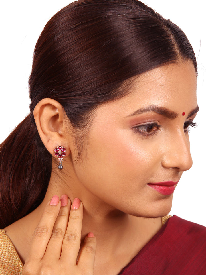 Anula Stud - 925 silver oxidized - Earrings