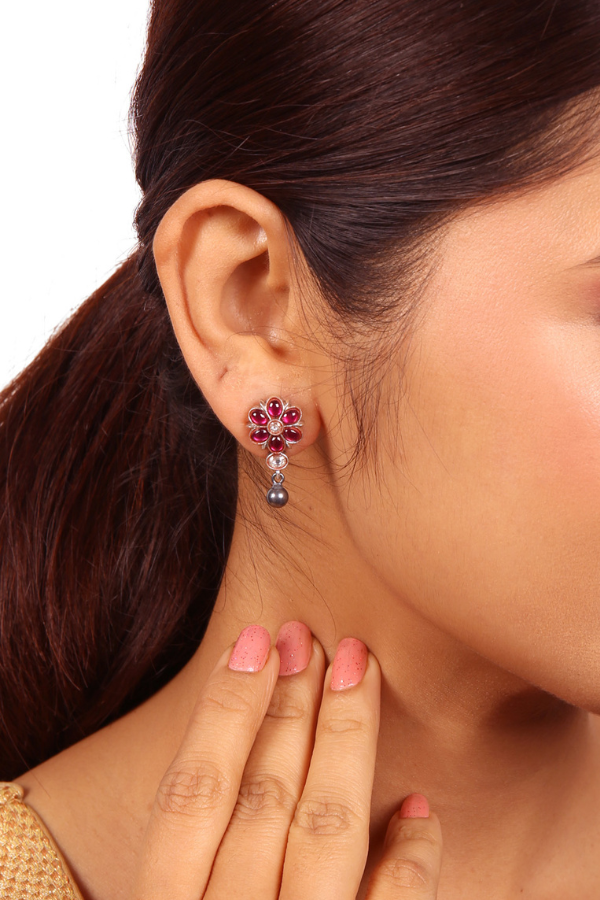 Anula Stud - 925 silver oxidized