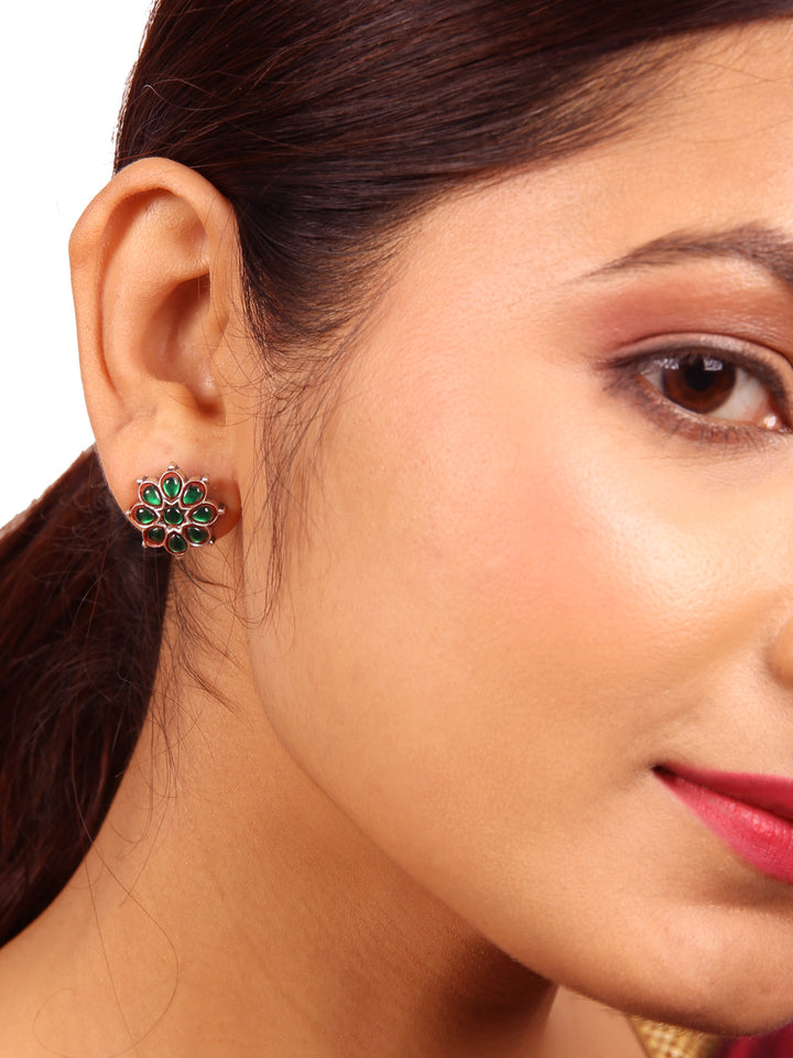 Anura Stud - 925 silver oxidized - Earrings