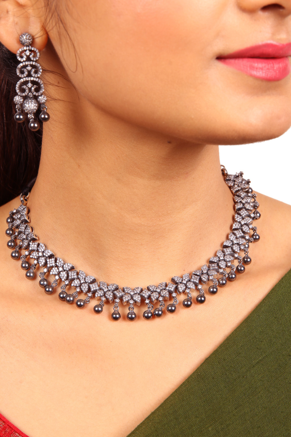 Benitha Necklace - 925 oxidized silver