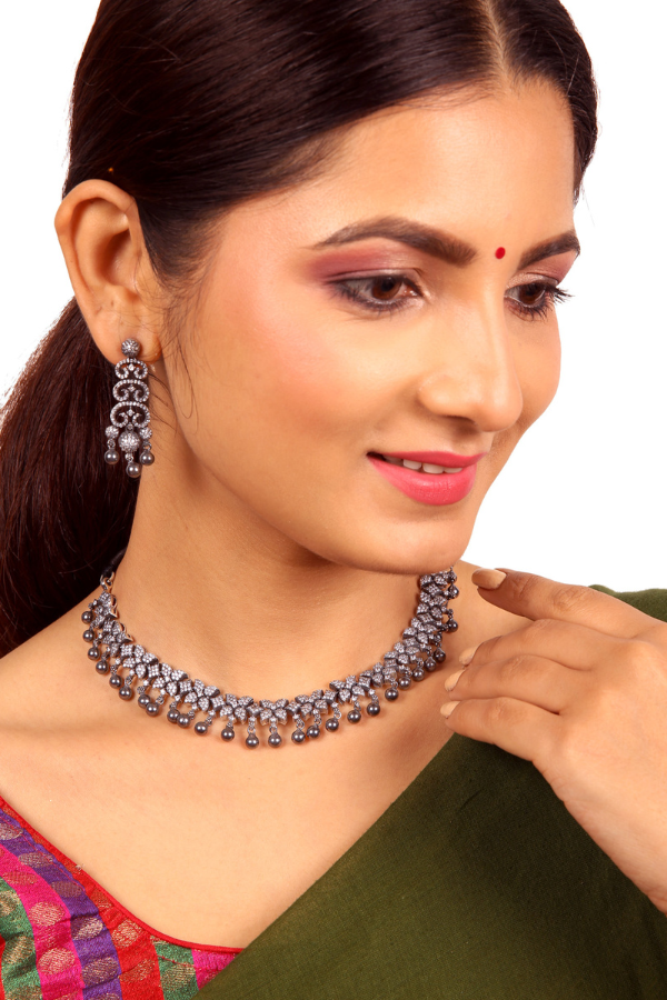 Benitha Necklace - 925 oxidized silver