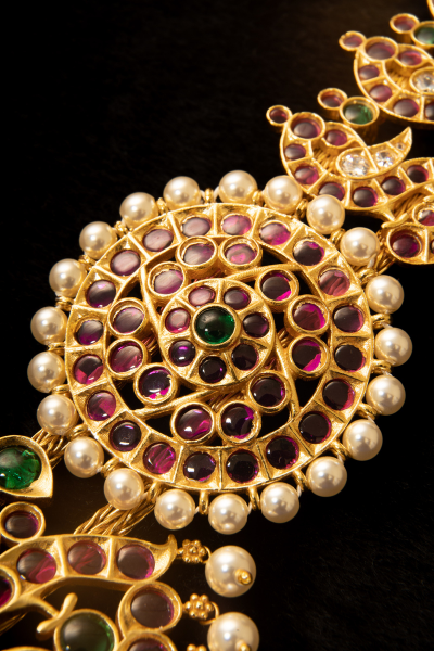 Gemstone hip belt