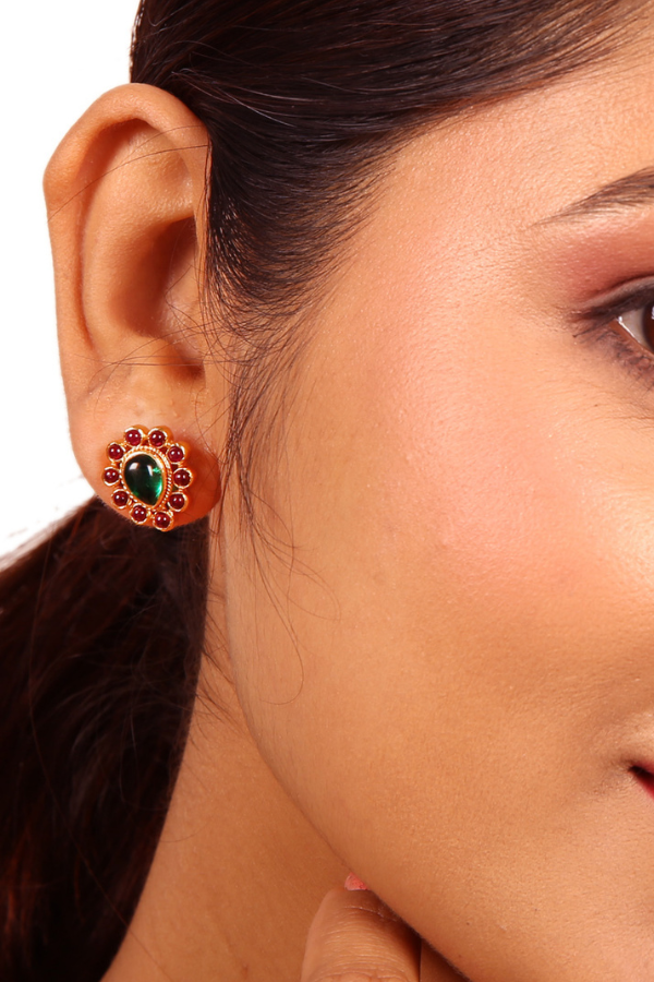 Diti Stud - 925 silver gold polish