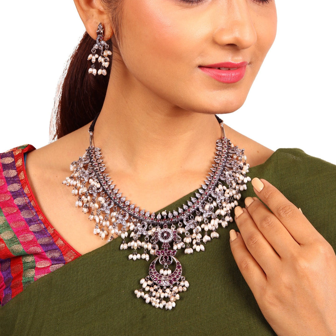 Eekshika Necklace - 925 oxidized silver