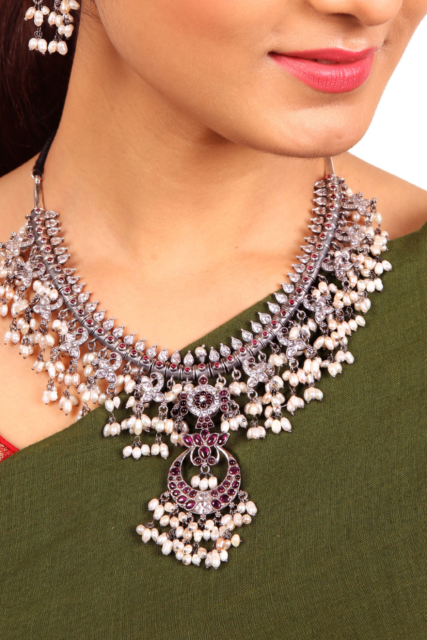 Eekshika Necklace - 925 oxidized silver