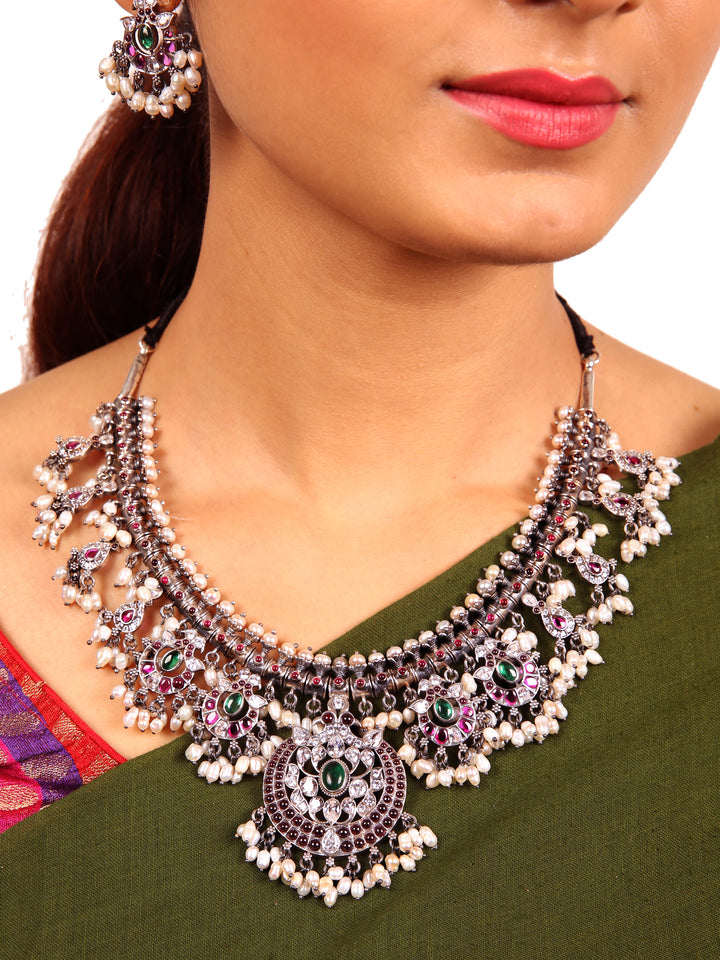 Ilamathi Necklace - 925 oxidized silver
