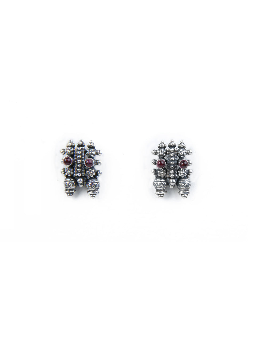 Indira Necklace - 925 oxidized silver