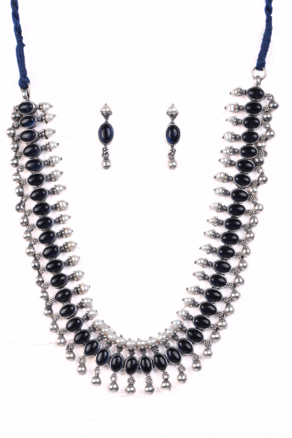 Iniya Necklace - 925 oxidized silver