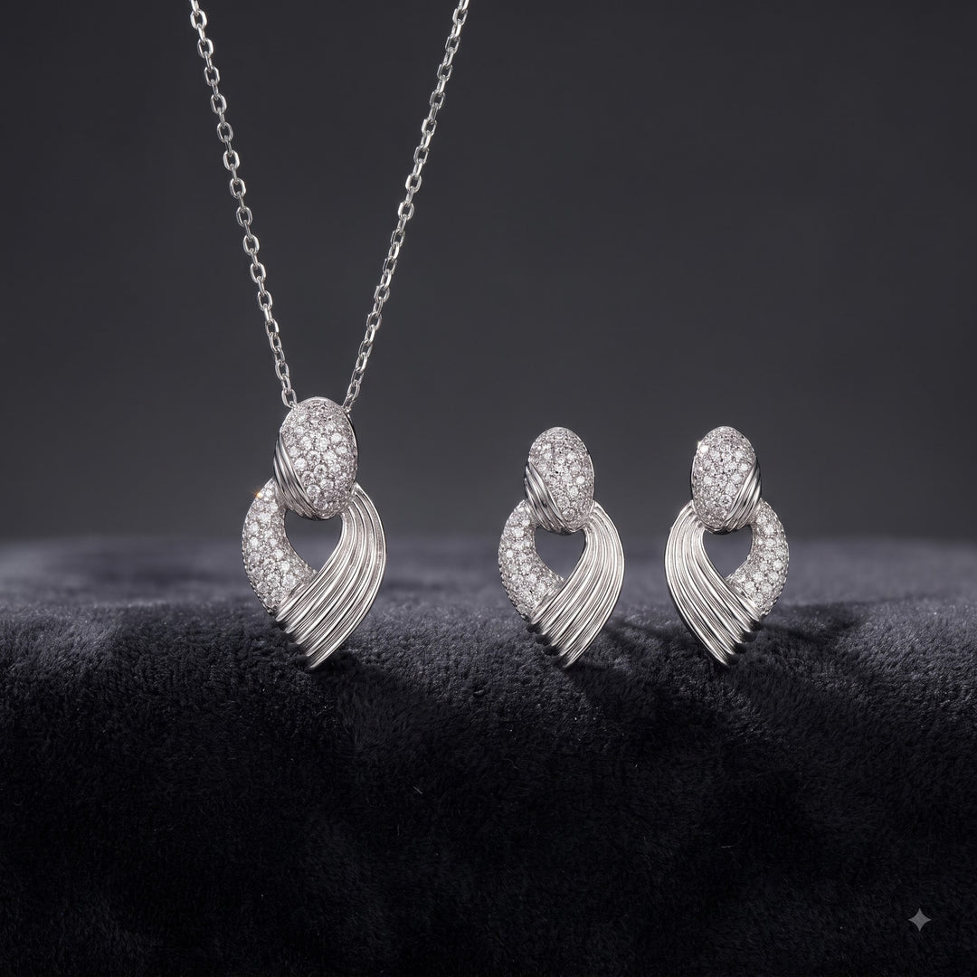 Casual everyday wear necklace