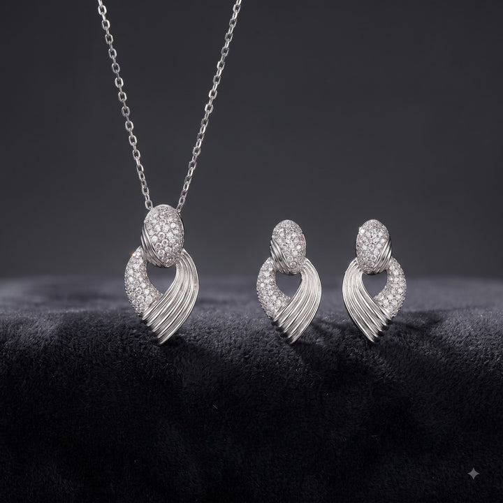 Casual everyday wear necklace