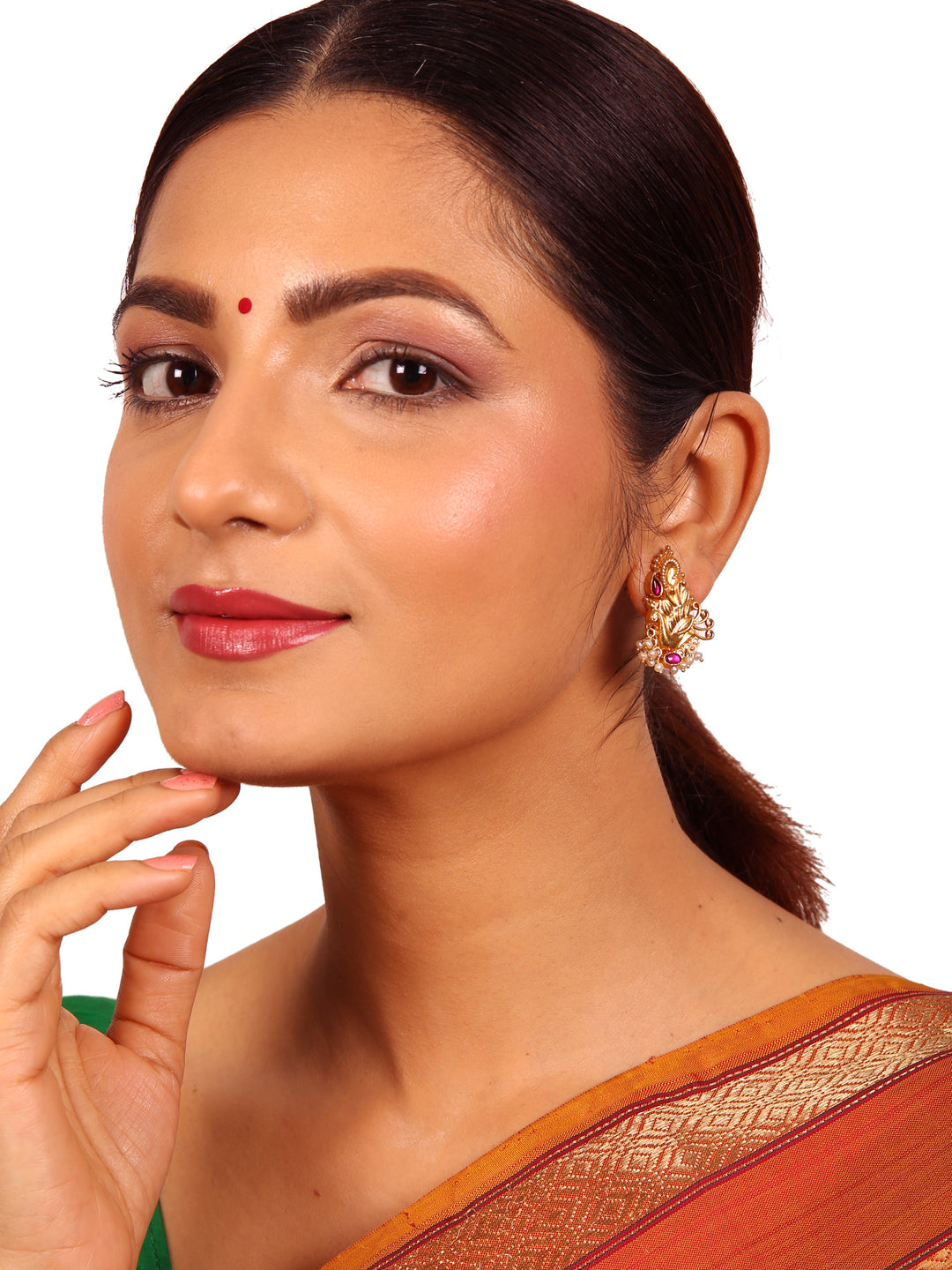 Jaisika Stud - 925 silver gold polish