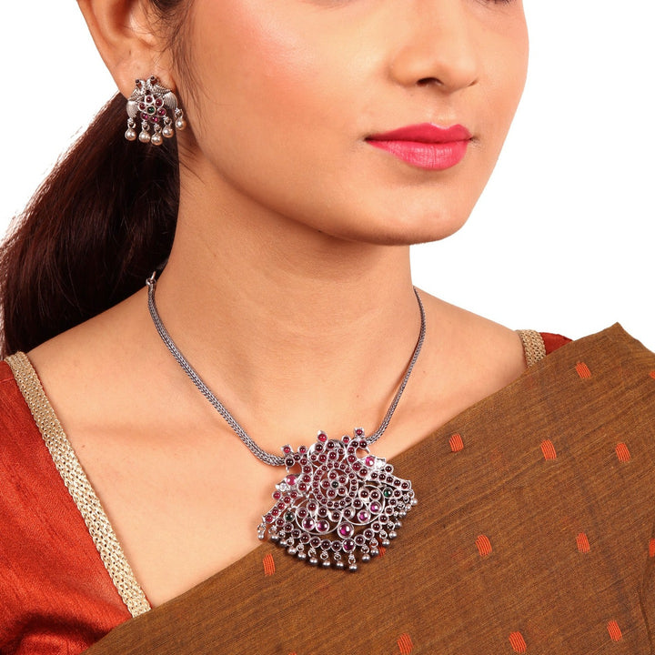 Januja Necklace - 925 oxidized silver