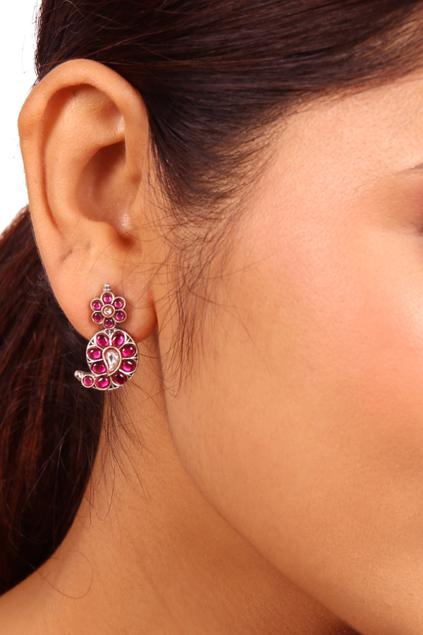 Jiya Stud - 925 silver oxidized