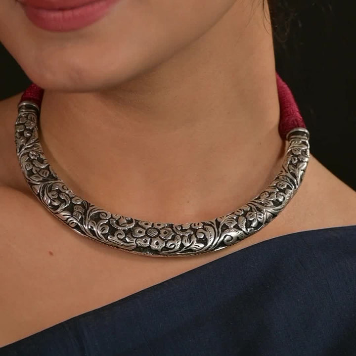 Jiya hasli necklace - 925 silver oxidized