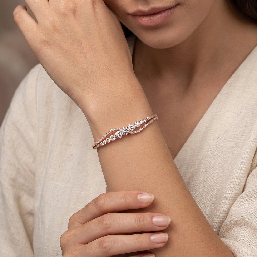 Shines Silver Bangle