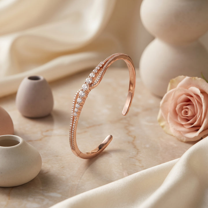 Shines Silver Bangle