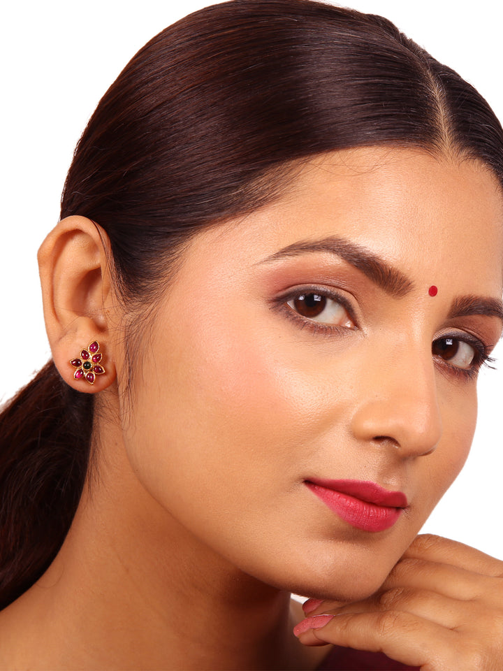 Keya Stud - 925 silver gold polish