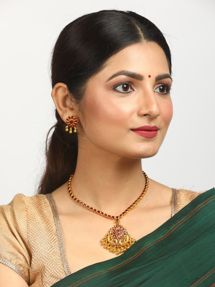 Kritvi Necklace - 925 silver gold polish