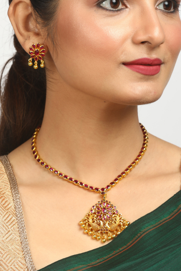 Kritvi Necklace - 925 silver gold polish