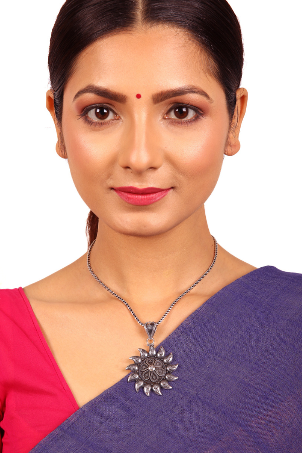 Mitra Pendant Necklace - 925 oxidized silver