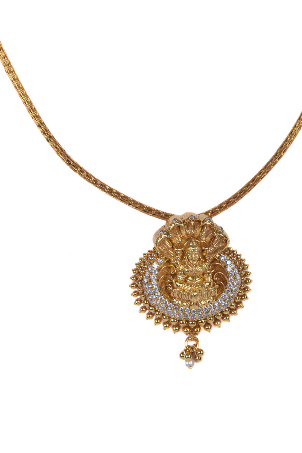 silver Gold plated necklace with a decorative pendant 