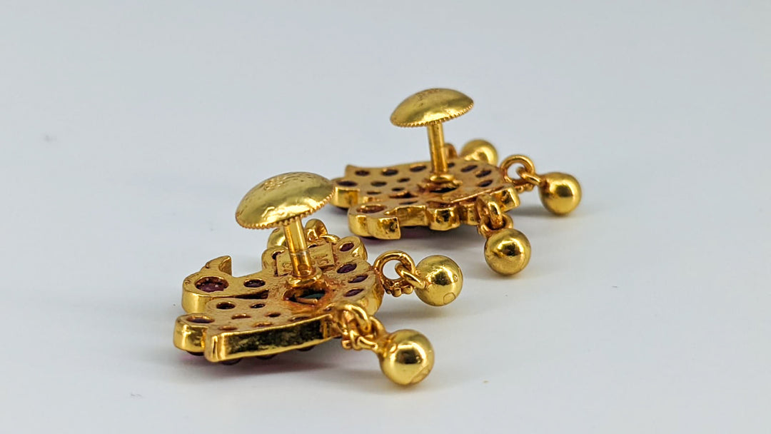 Nimeshika Stud - 925 silver gold polish