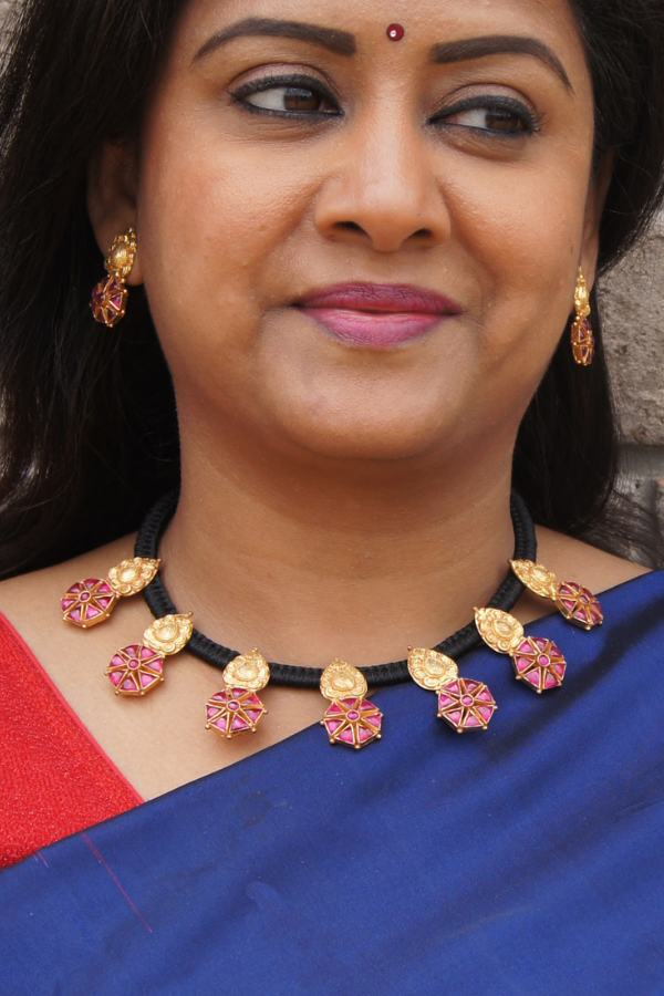 Nirosha Necklace - 925 silver gold polish